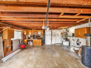 42538 Hamilton Way in Fremont, CA - Building Photo - Building Photo