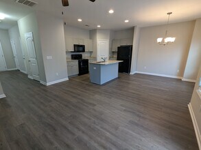 702 Pippin Dr in Nashville, TN - Building Photo - Building Photo