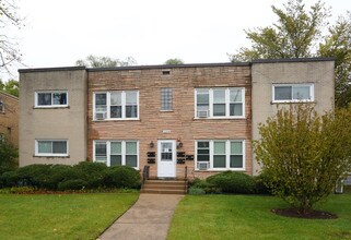 1208 E Northwest Hwy in Arlington Heights, IL - Building Photo - Building Photo