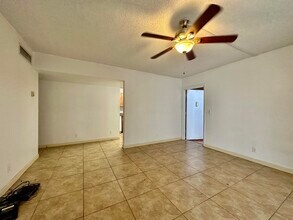 634 NW 13th St in Boca Raton, FL - Building Photo - Building Photo