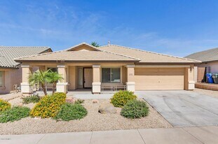 2250 W Roy Rogers Rd in Phoenix, AZ - Building Photo