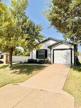 13000 Maidenhair Tr in Elgin, TX - Building Photo - Building Photo