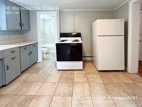 90 Washington St in Somersworth, NH - Building Photo - Building Photo