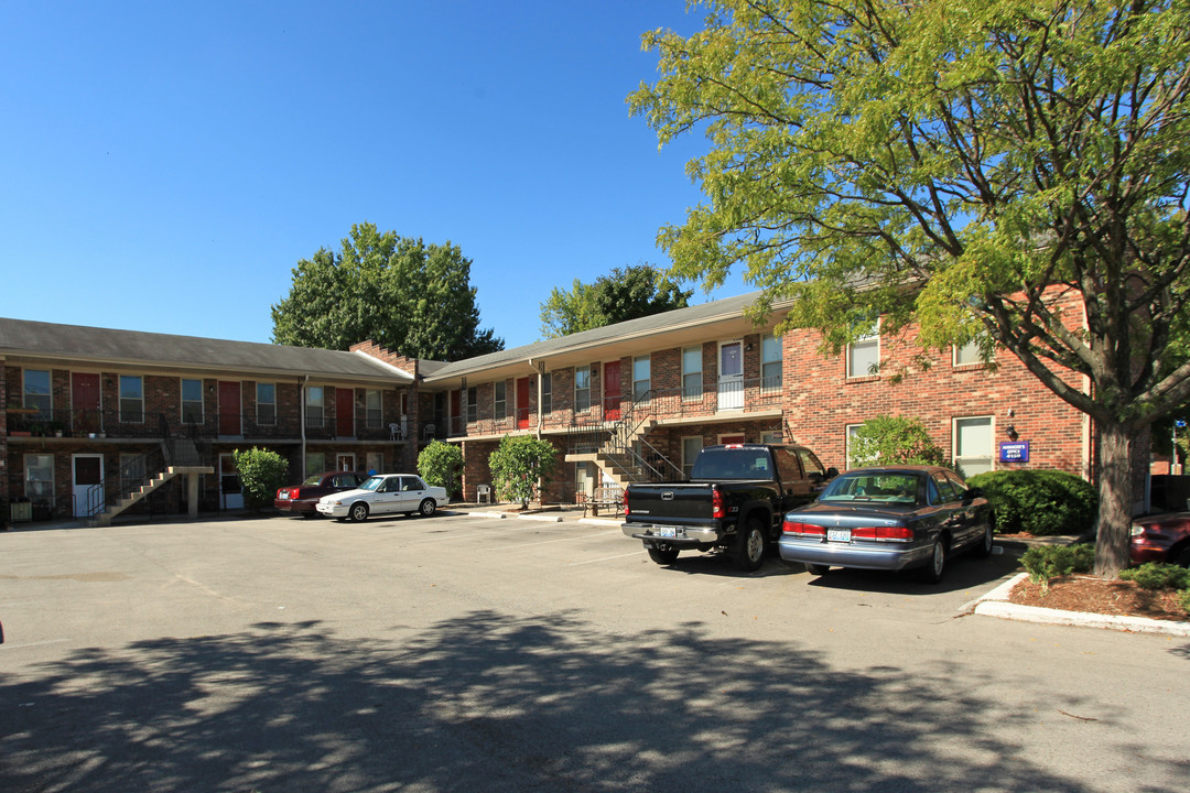 The Flintlock Arms Apartment Community in Louisville, KY - Building Photo