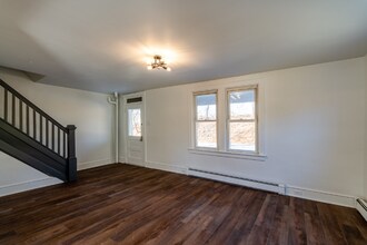 1096 W Penn Grant Rd in Lancaster, PA - Building Photo - Building Photo