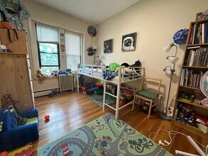 1148 Commonwealth Ave, Unit 41 in Allston, MA - Building Photo - Building Photo