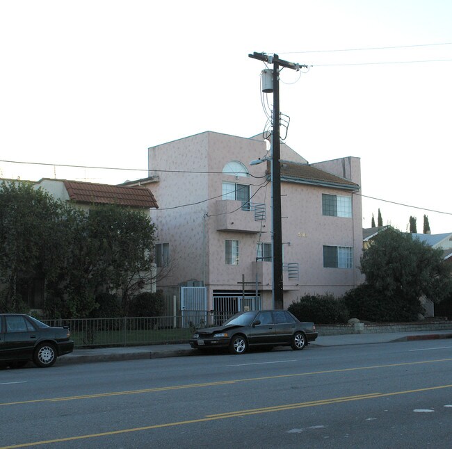 5302 Cahuenga Blvd in North Hollywood, CA - Building Photo - Building Photo