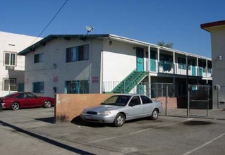 1401 S Catalina St in Los Angeles, CA - Building Photo - Building Photo