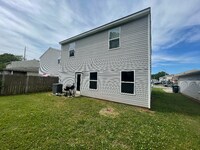 106 Cloverbrook Dr photo'