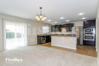 4184 Festival Pointe Blvd in Mulberry, FL - Foto de edificio - Building Photo