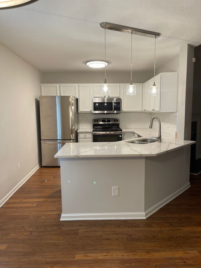 5521 Fieldcross Ct in Raleigh, NC - Building Photo - Building Photo