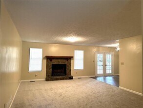 7461 Cardinal Way in Riverdale, GA - Building Photo - Building Photo