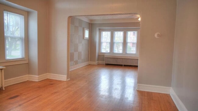 2979 N Murray Ave in Milwaukee, WI - Building Photo - Building Photo