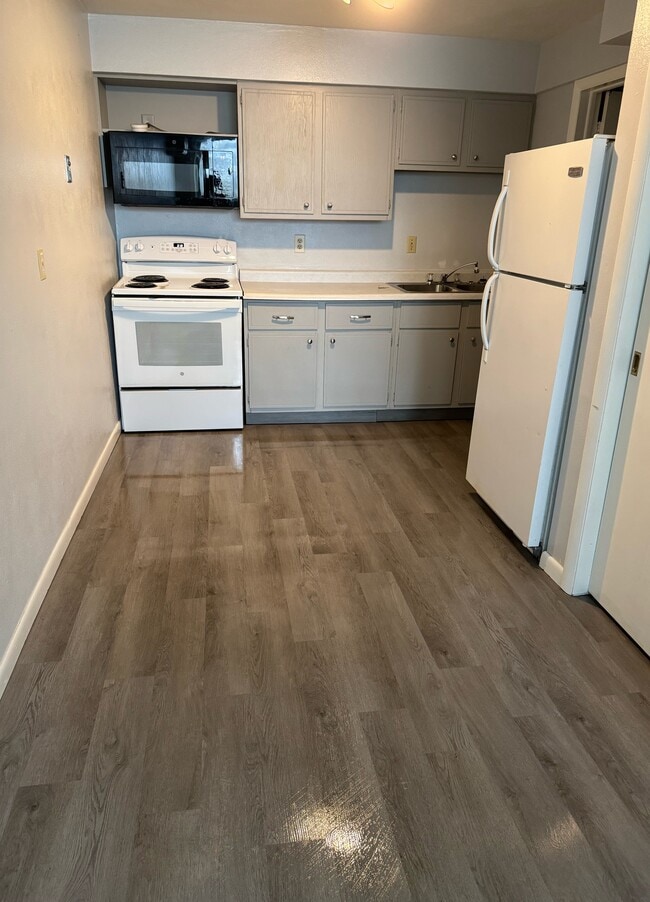 property at 770 University Ave