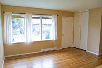 7324 N Boston Ave in Portland, OR - Building Photo - Building Photo