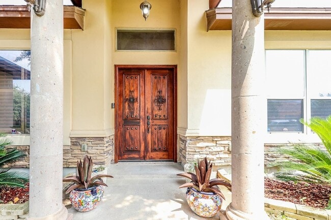 6514 Grande Bay in Laredo, TX - Building Photo - Building Photo