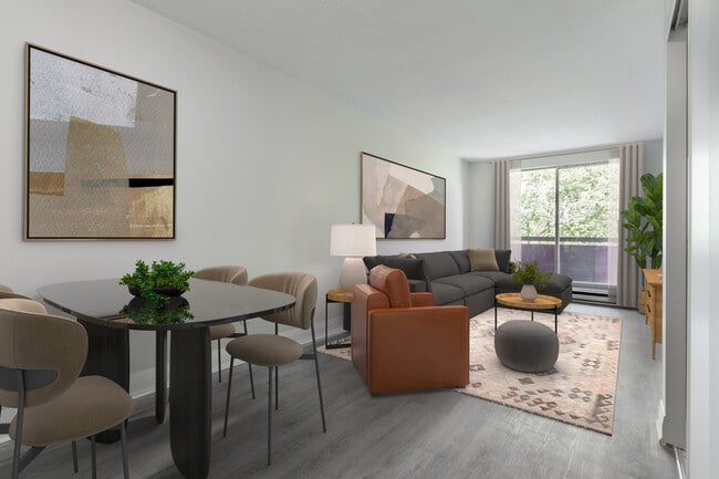 25 Lorne Ave in Newmarket, ON - Building Photo - Building Photo