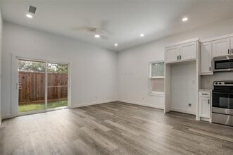 3305 Mineola St in Greenville, TX - Building Photo - Building Photo