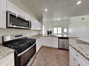 6434 Tea Tree Dr in Katy, TX - Foto de edificio - Building Photo