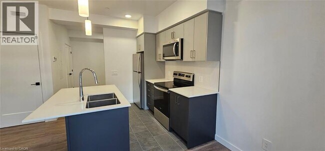 31 Mill St in Kitchener, ON - Building Photo - Building Photo