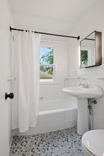 4650 Minnehaha Ave in Minneapolis, MN - Building Photo - Building Photo
