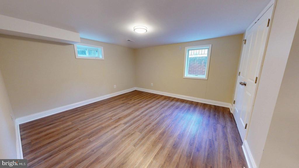 1210 N Kenilworth St in Arlington, VA - Building Photo