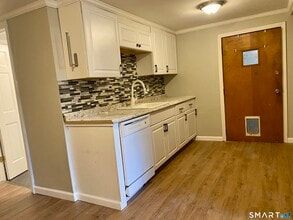 43 Rodney St in West Haven, CT - Building Photo - Building Photo