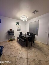 9242 W Meadow Dr in Peoria, AZ - Building Photo - Building Photo