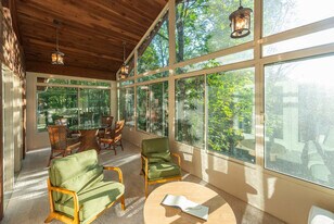 1936 El Miner Dr in Mars Hill, NC - Building Photo