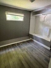 7018 Washington St in Port Richey, FL - Building Photo - Building Photo