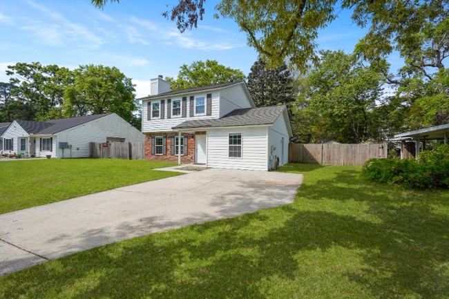 85 Blue Heron Ct in Richmond Hill, GA - Building Photo - Building Photo