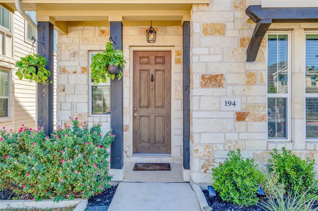194 McKittrick Ridge St in Dripping Springs, TX - Building Photo