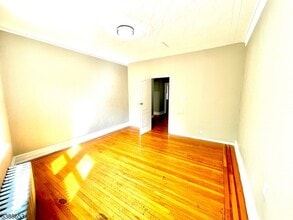 17 Elwood Pl in Newark, NJ - Building Photo - Building Photo