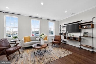 11 Hedley Ln in Hatboro, PA - Building Photo - Building Photo