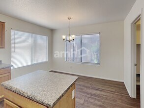 16007 W Moreland St in Goodyear, AZ - Building Photo - Building Photo