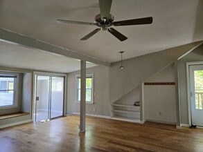 190 Short Beach Rd in Branford, CT - Building Photo - Building Photo
