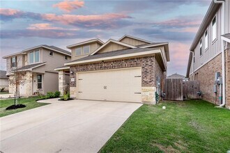 200 Canis St in Georgetown, TX - Building Photo - Building Photo