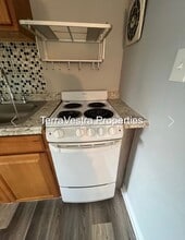 376 S Hook Rd in Pennsville Township, NJ - Building Photo - Building Photo