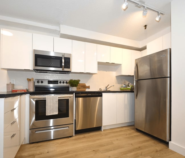 Sheradon Place in Halifax, NS - Building Photo - Building Photo