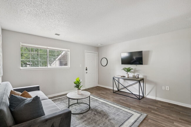 property at 1635 Kenridge Pkwy