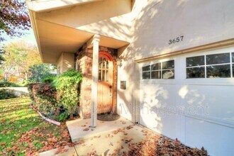 3657 24th St in Sacramento, CA - Building Photo - Building Photo