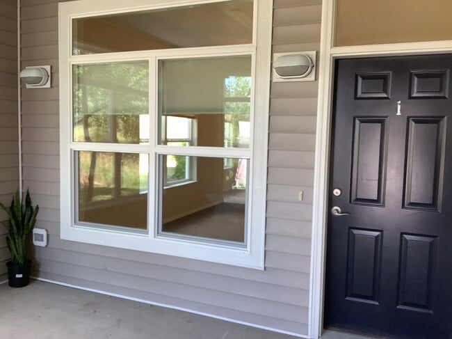 5100 Village View Way in Missoula, MT - Building Photo - Building Photo