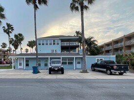 2507 Gulf Blvd, Unit Unit 1 in South Padre Island, TX - Building Photo