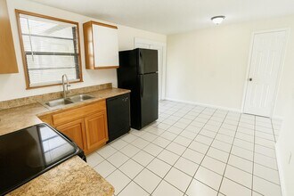 3313 Plaza Pl in Atlantis, FL - Building Photo - Building Photo