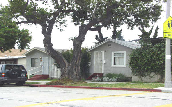 1331-1333 Termino Ave in Long Beach, CA - Building Photo - Building Photo