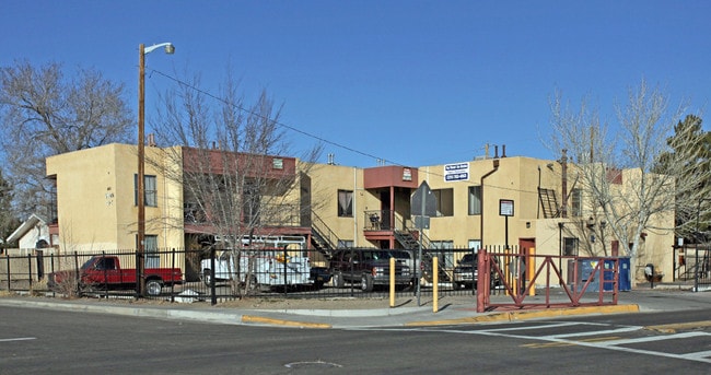 640 Alcazar St SE in Albuquerque, NM - Building Photo - Building Photo