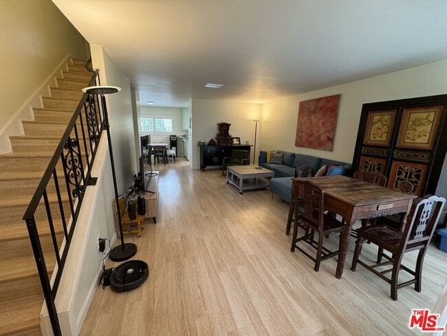 5215 Sepulveda Blvd in Culver City, CA - Building Photo - Building Photo