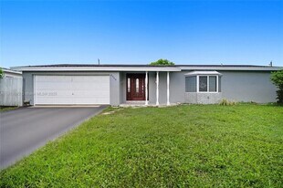 9710 Sunset Strip in Sunrise, FL - Building Photo