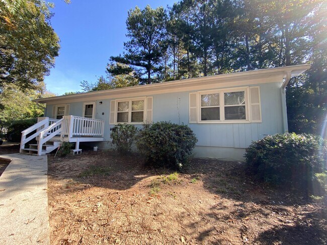 property at 1673 Audrey Pl NW