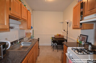 135 Washington St, Unit 5 in Boston, MA - Building Photo - Building Photo